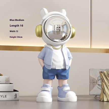 GamersCrate Astronaut Table Decoration – Cartoon Resin Spaceman Figurine - Gamers Crate