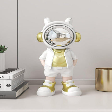GamersCrate Astronaut Table Decoration – Cartoon Resin Spaceman Figurine - Gamers Crate