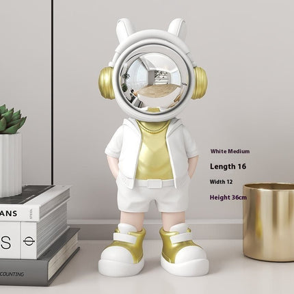 GamersCrate Astronaut Table Decoration – Cartoon Resin Spaceman Figurine - Gamers Crate